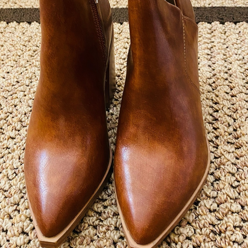 NWOT ZBY Pointed Ankle Boot for a Sexy and Taller Look!
